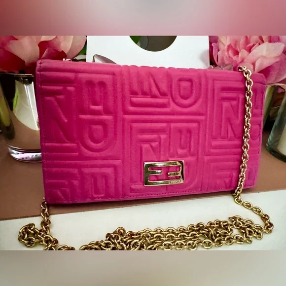 Pink Fendi Lambskin Wallet On Chain WOC - Picture 4 of 15